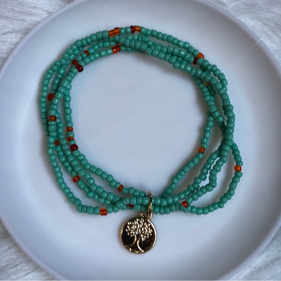 3 beaded bracelets with tree/leaf charms - Picture 3 of 5